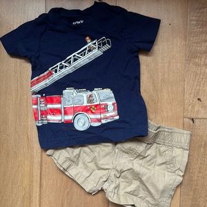 Carter’s 6M shirt/short set in 100% cotton never worn and in great condition